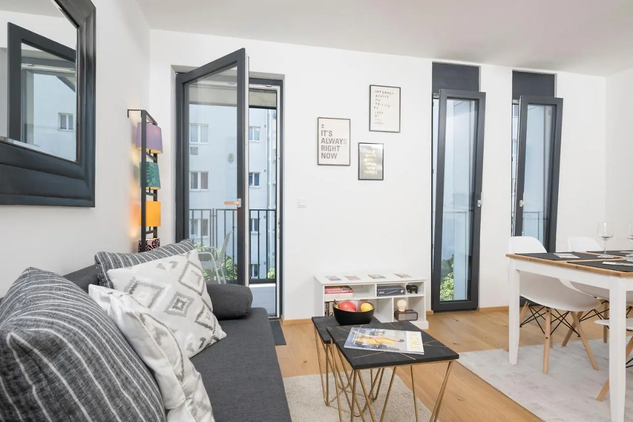 Ottakring Balcony Suite ウィーン アパート