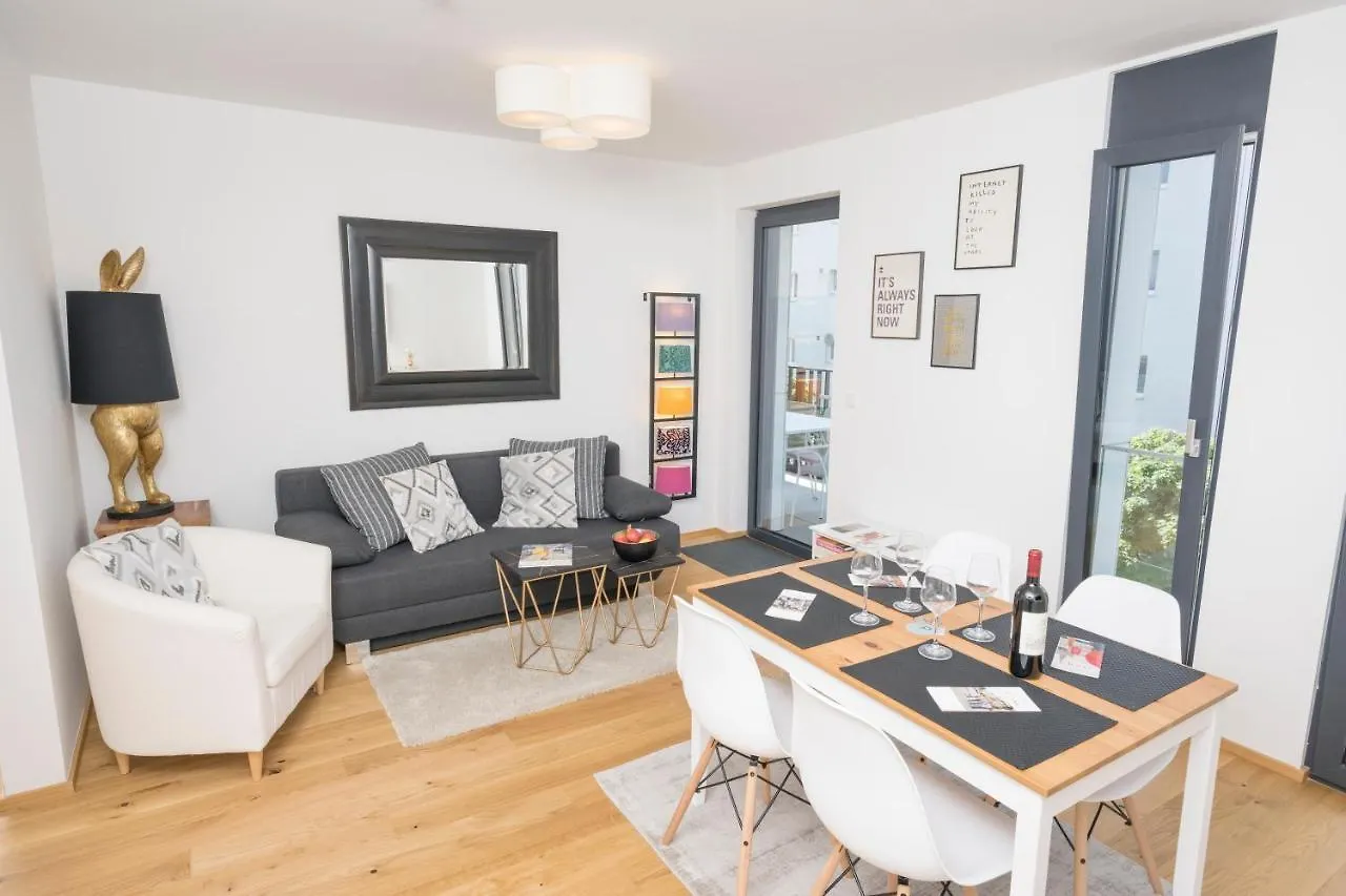 Apartment Ottakring Balcony Suite Vienna Austria