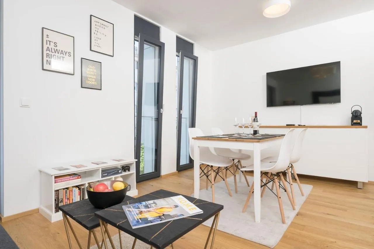 Apartment Ottakring Balcony Suite Vienna