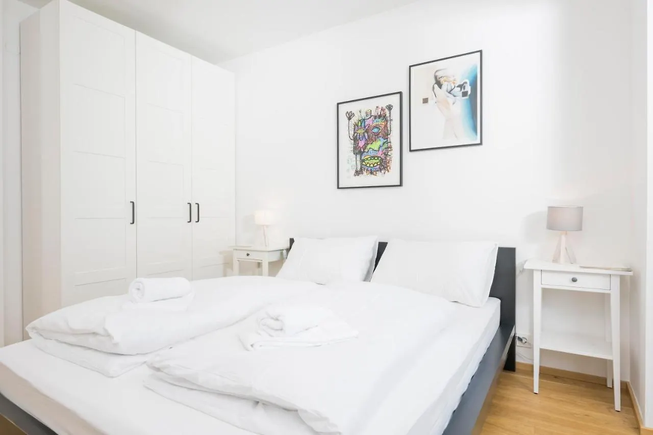 Ottakring Balcony Suite Vienna